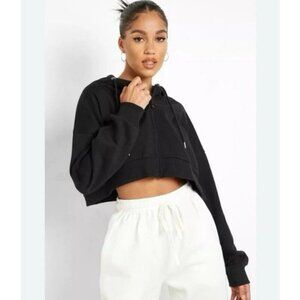 Cult Favorite Black Cropped Zip Hoodie Sweatshirt Women’s Size Medium EUC